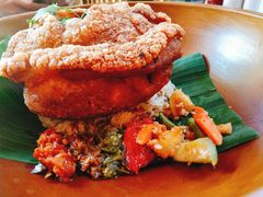 猪脚饭-Naughty Nuri’s Phuket
