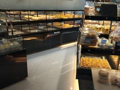 面包甜点陈列柜-丽莎蓓甜CAKE生日蛋糕·动物奶油(石家庄店)