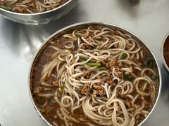 -正宗杨记普洱酸醋米线(总店)