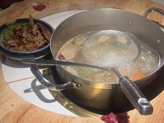 -牛人日志·鲜牛肉骨汤火锅(万科里瑧店)