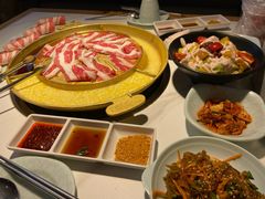 -猪啊牛呀羊啊铜盘烤肉(正大广场店)