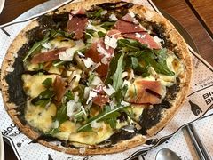 黑松露火腿菌菇芝士薄饼-Blac+Blac(中海环宇荟店)