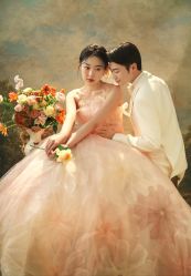-喜爱高定婚纱摄影