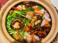 啫啫鸡鲍鱼-恭喜上堓砂锅焗·海鲜大排档(闵行龙湖店)