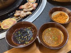 -阿山卓·野生菌火锅·纳西火塘烤肉