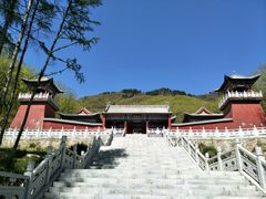-九鼎铁刹山风景区