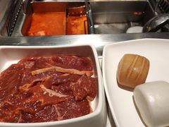 -海底捞火锅鲜切牛肉主题店(长寿路店)