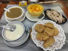-黄师奶甜品店