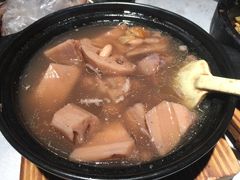 -五稻厨房粤西菜(新闻店)