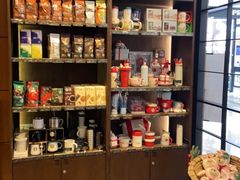 零售区-星巴克(杭州西湖银泰1F店)