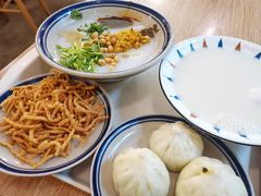 -正南齐北·老街糯米团(洪崖洞店)
