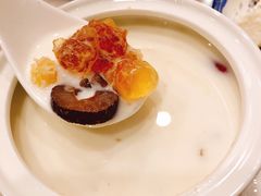 -广信牛奶甜品世家(台东店)