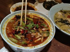 -川流不息·地道川菜·小龙虾(新松江路店)