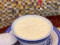 招牌双皮奶-广信牛奶甜品世家(台东店)