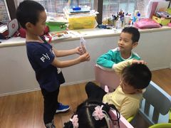 -i2青少儿英语(爱加星悦荟店)