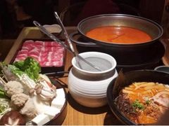 牛肉火锅-仓桥家·焗寿司·锅物(光谷步行街店)