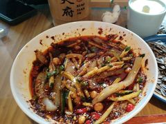 -严记小天府酸菜鱼(西四路店)