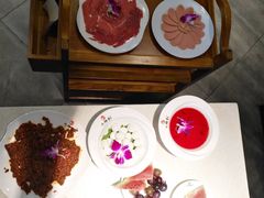 -小牛叔鲜切牛肉·火锅·烤肉自助(公济桥路店)