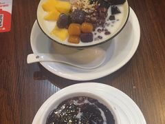 椰汁紫米露-龟金正·港式甜品(客村店)