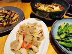 -十三式重庆江湖菜(金茂览秀城店)