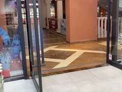 -首创奥特莱斯(西安店)
