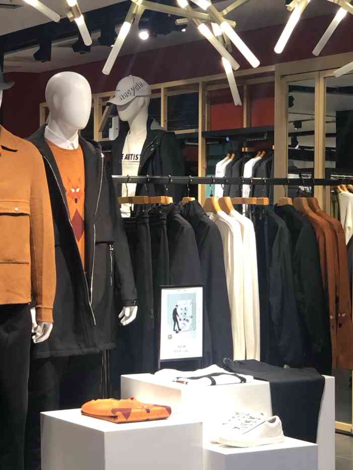 cabben urban-"『cabbeen 』一家门头是拱形造型的."-大众点评移动版