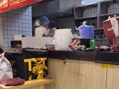 -魔都三兄弟酸辣粉·蘸卤炸串(虹桥万科店)