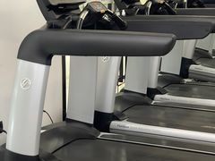 -宝力豪健身(万达广场店)