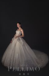 -派丽莫Pellimo原创设计婚纱品牌