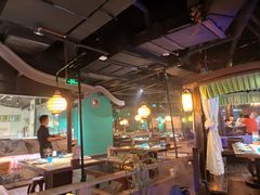 -佬麻雀·新湘菜(珠海金发购物中心店)