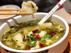 -渝是乎酸菜鱼(龙旗购物中心店)
