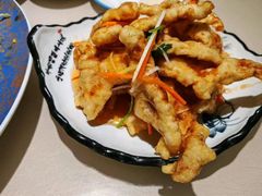 -老码头黑皮肘子锅包肉(赣水路店)