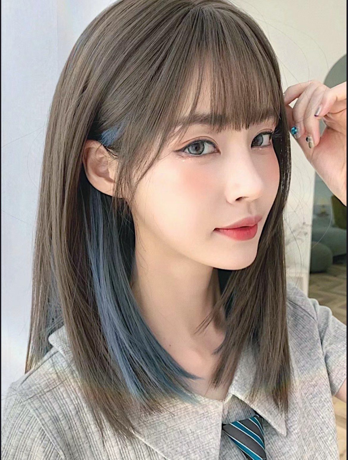 挂耳染,一种年轻时尚的染发方式,特点鲜明