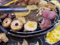 -胡悦里韩式烤肉(芝罘万达广场店)