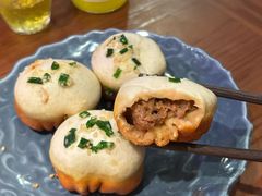 经典弄堂鲜肉生煎-鑫震源·苏式大虾生煎(山塘街店)