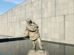 -侵华日军南京大屠杀遇难同胞纪念馆-停车场