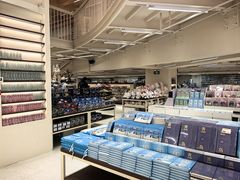 -鹏佳腾学生文创(韩国商品批发城店)