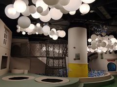 -涨巢·潮玩水疗局