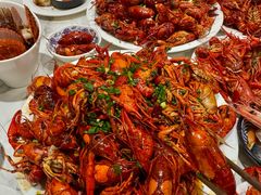 -金马门国际美食百汇(珞喻路店)
