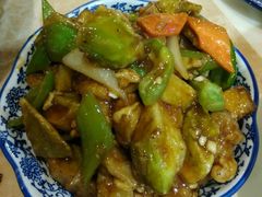 肉段烧茄子-山水草塘老菜馆