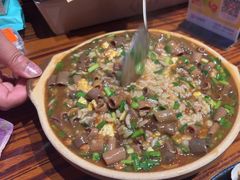 -蚝堡海鲜·威海菜·海肠捞饭·烧烤·亚洲吃蚝公司(幸福门店)