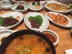 -萨拉伯尔水源素问店·韩国宫廷料理(人民路店)