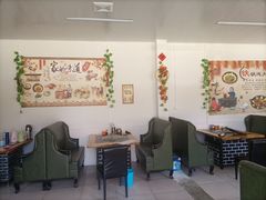 大堂-东北烧烤铁锅炖水库鱼