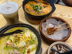 -俏凤凰(美林M·LIVE天地东座店)