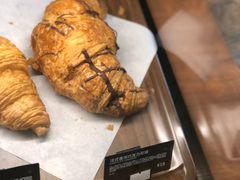 巧克力牛角包-星巴克(西安旺座现代城店)