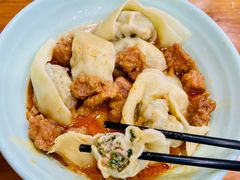 特色荠菜肉馄饨-潘国仙耳光馄饨(黄家阙路店)