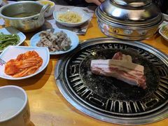 -唯成•韩国炭火烤肉 유성고기