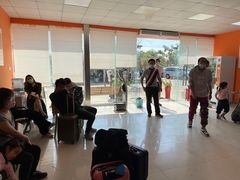 -一嗨租车(凤凰机场店)