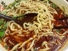 -牛吃草牛肉面牛杂面(桐城路店)