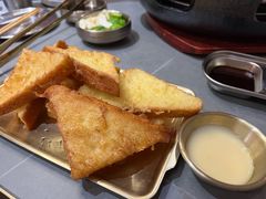 -围炉肉舍•炭烤活鳗•丹东海鲜烤肉(步行街店)